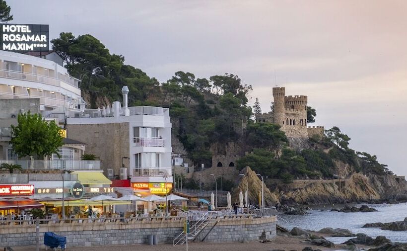 ホテル Rosamar Maxim 4  Adults Only