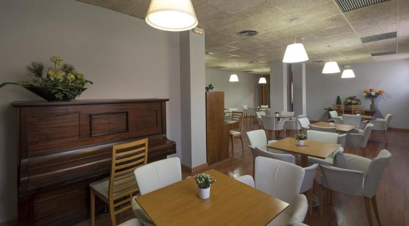 Отель Rosamar & Spa 4s