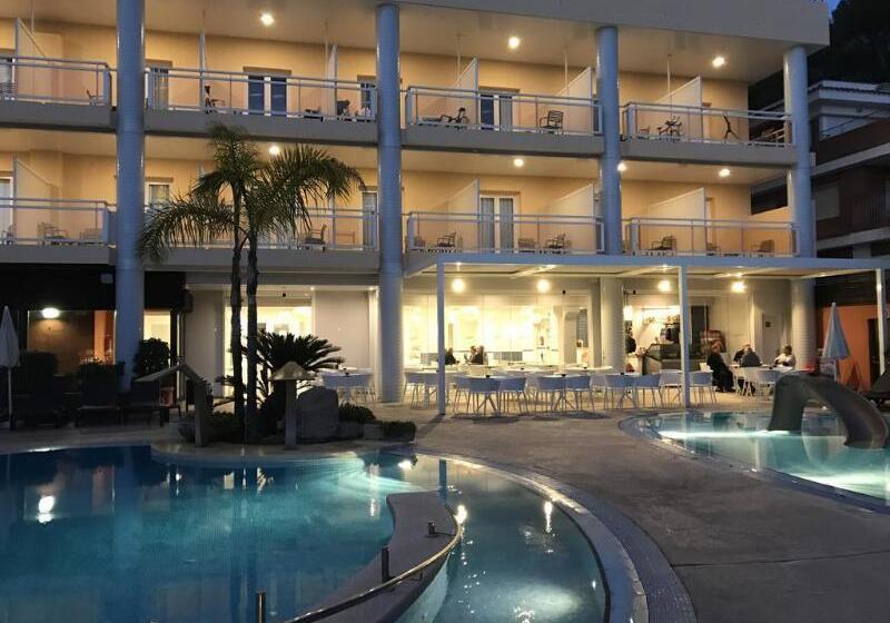 酒店 Rosamar & Spa 4s