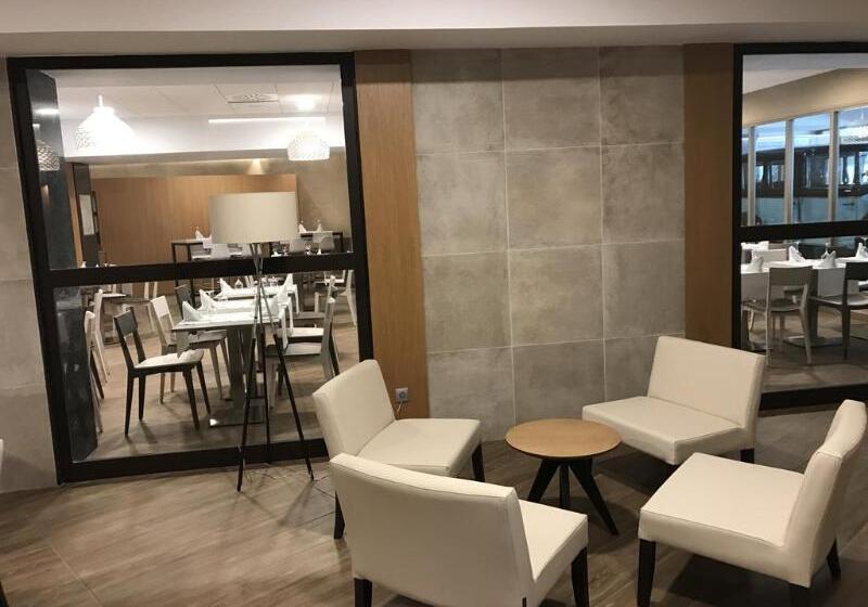 Отель Rosamar & Spa 4s