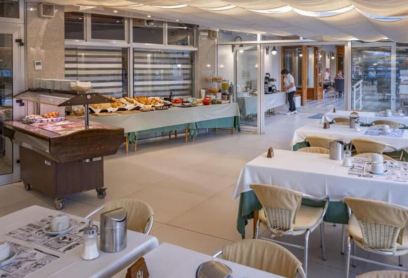 בית מלון כפרי Rovira