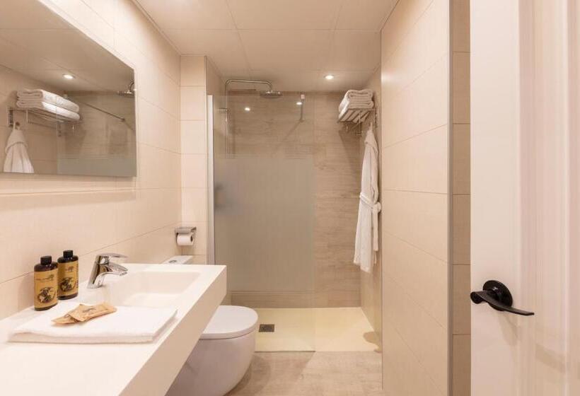 בית מלון כפרי Rovira