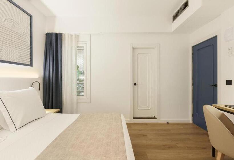 בית מלון כפרי Rovira