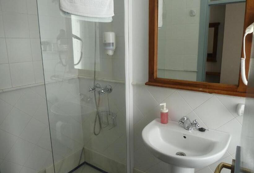 בית מלון כפרי Entreolivos