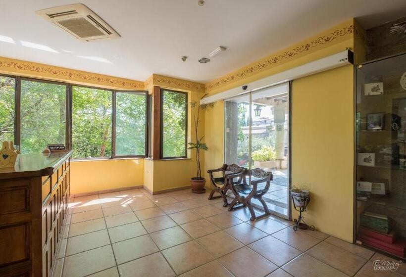 乡村酒店  Las Batuecas