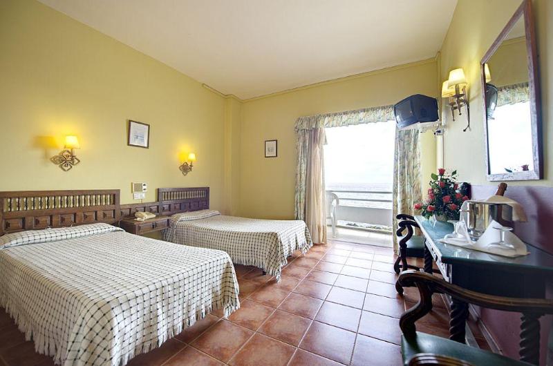 ホテル Silken Saaj Maar  Adults Only