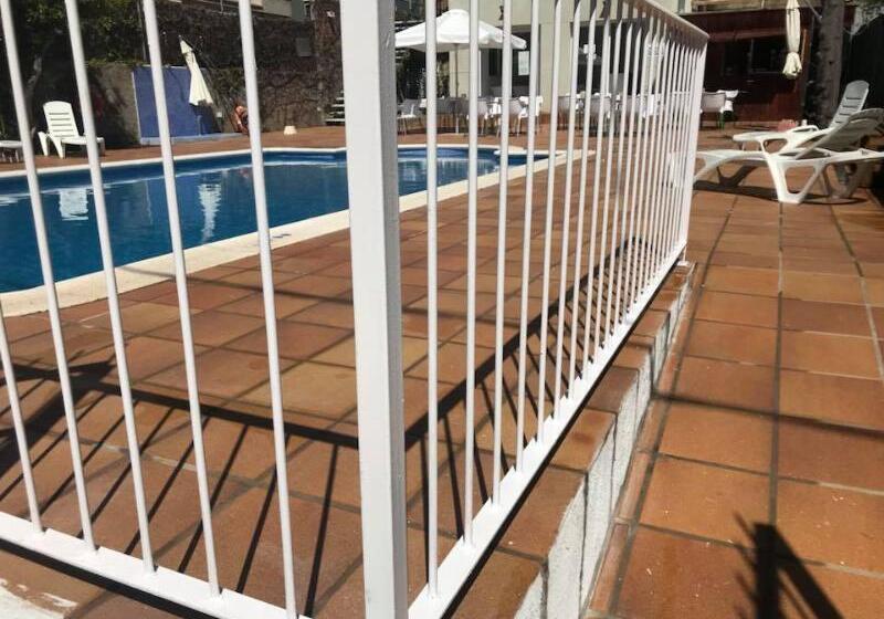 Отель Sant Jordi