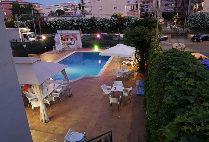 Отель Sant Jordi