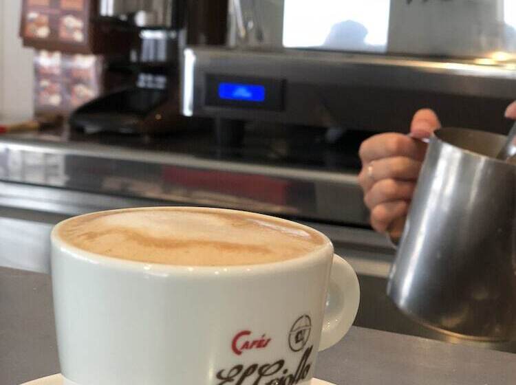 Отель Sant Jordi