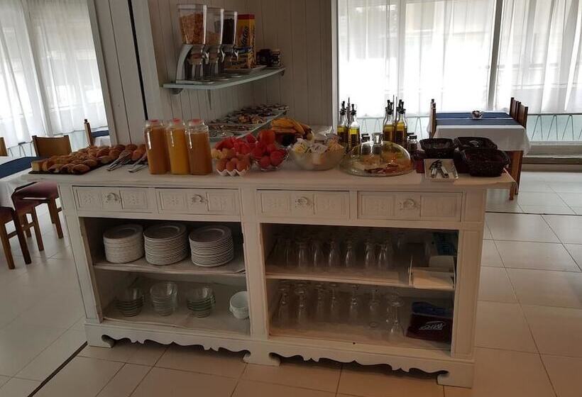 Отель Sant Jordi