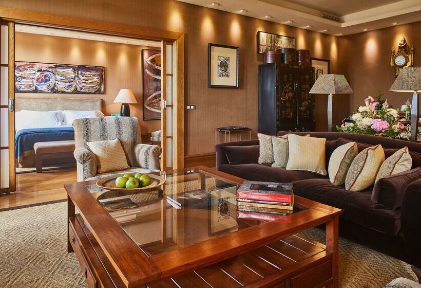 酒店 Silken Alandalus Palace