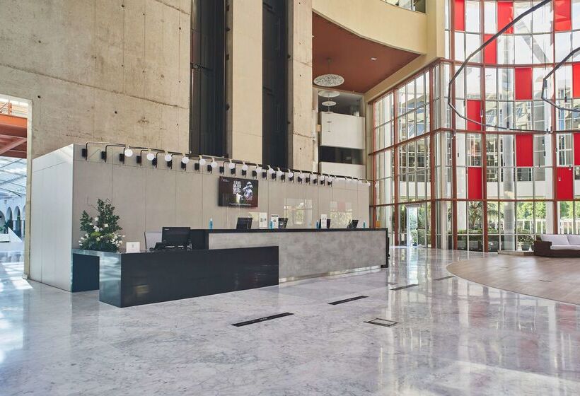 酒店 Silken Alandalus Palace