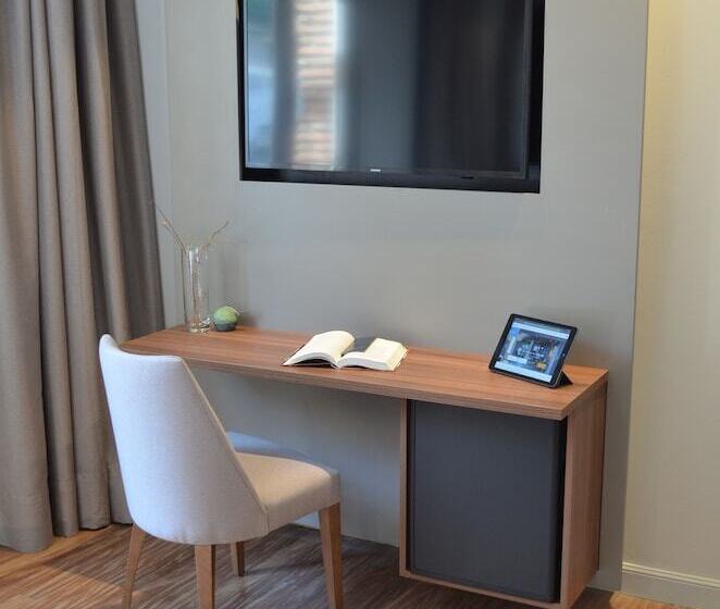 酒店 Silken Palacio Uribarren