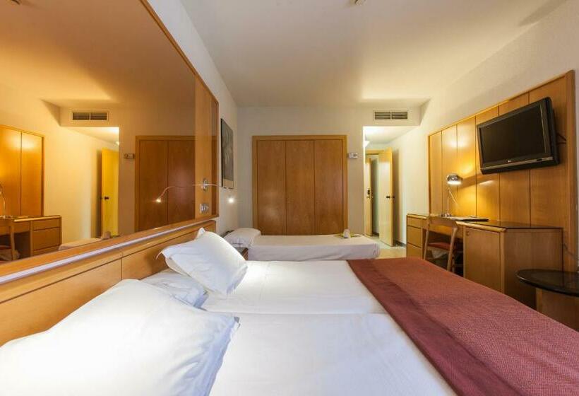 ホテル Silken Rona Dalba