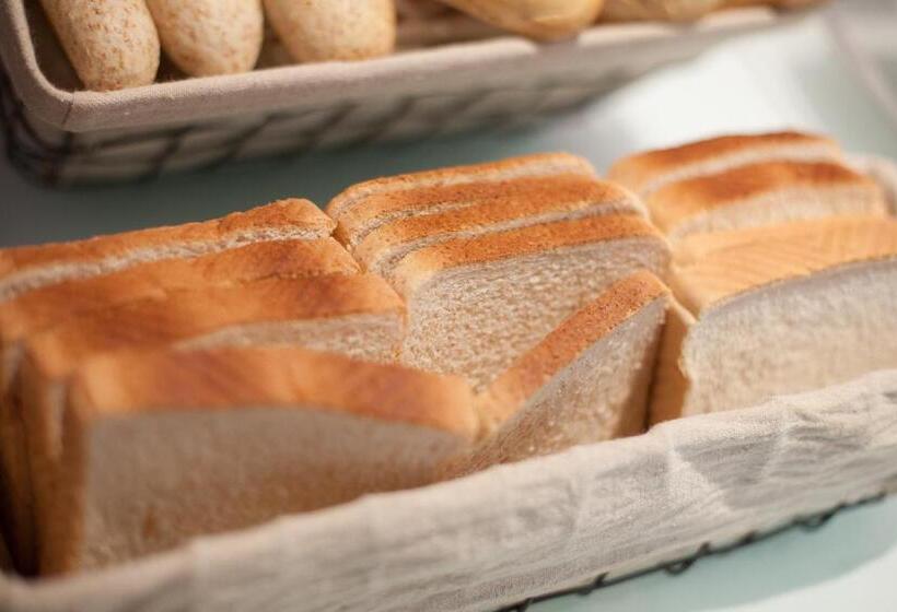 ホテル Silken Rona Dalba