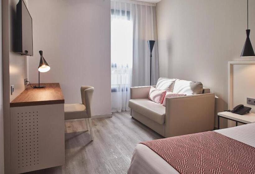 ホテル Silken Rona Dalba