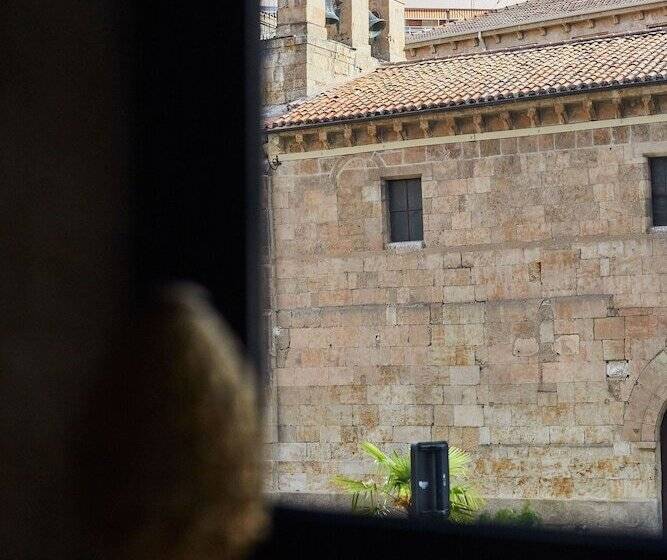 ホテル Silken Rona Dalba