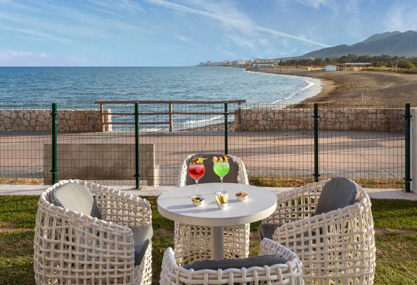 هتل Sol Guadalmar