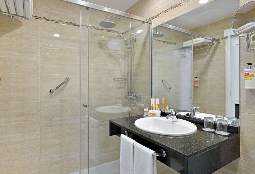 בית מלון כפרי Sol Torremolinos Don Pedro