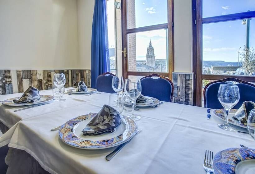 호텔 Spa Rio Ucero