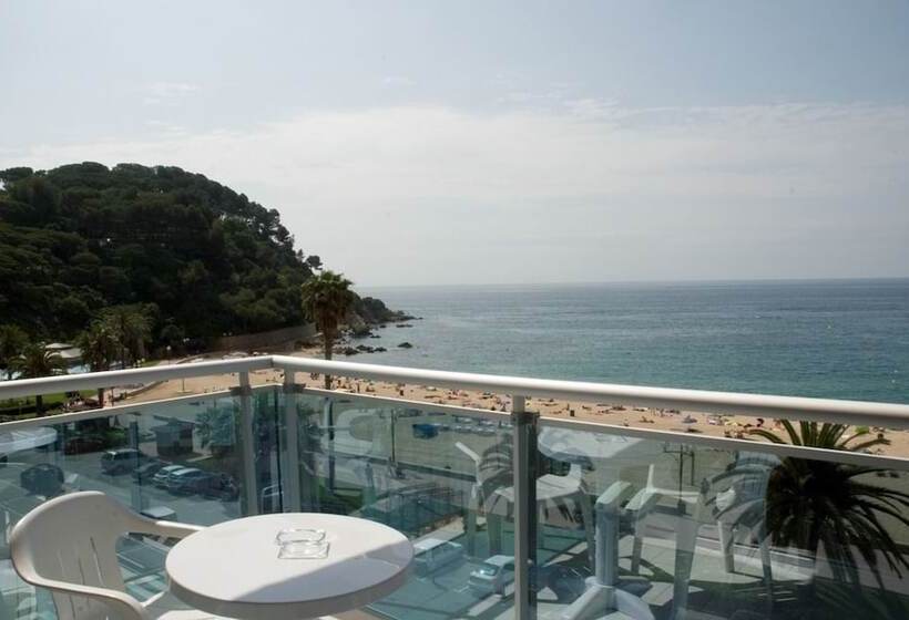 בית מלון כפרי Surf Mar