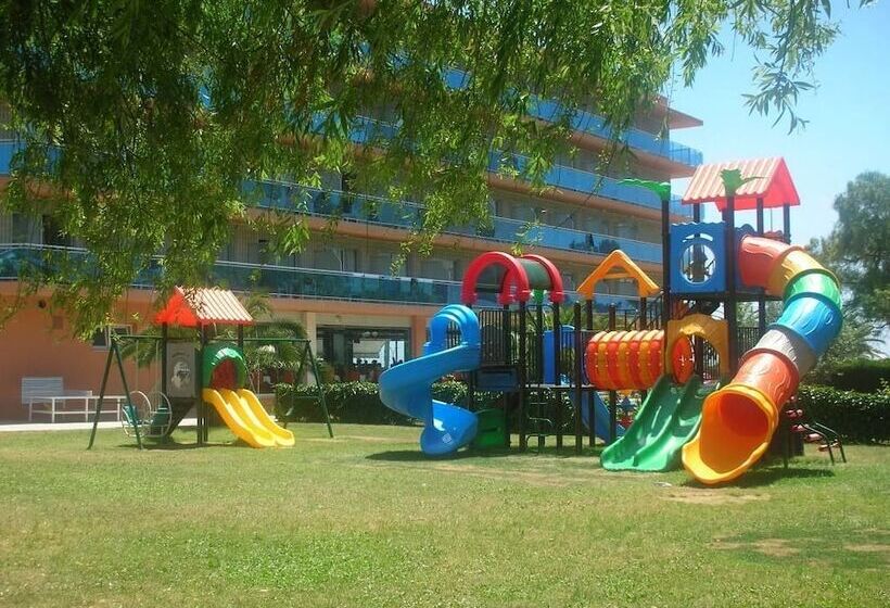 בית מלון כפרי Surf Mar