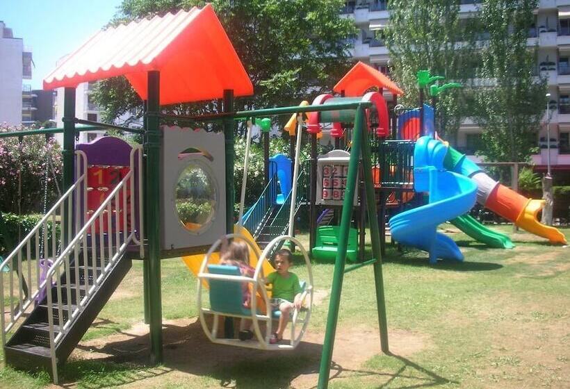 בית מלון כפרי Surf Mar