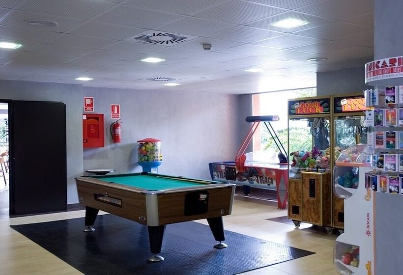 בית מלון כפרי Surf Mar