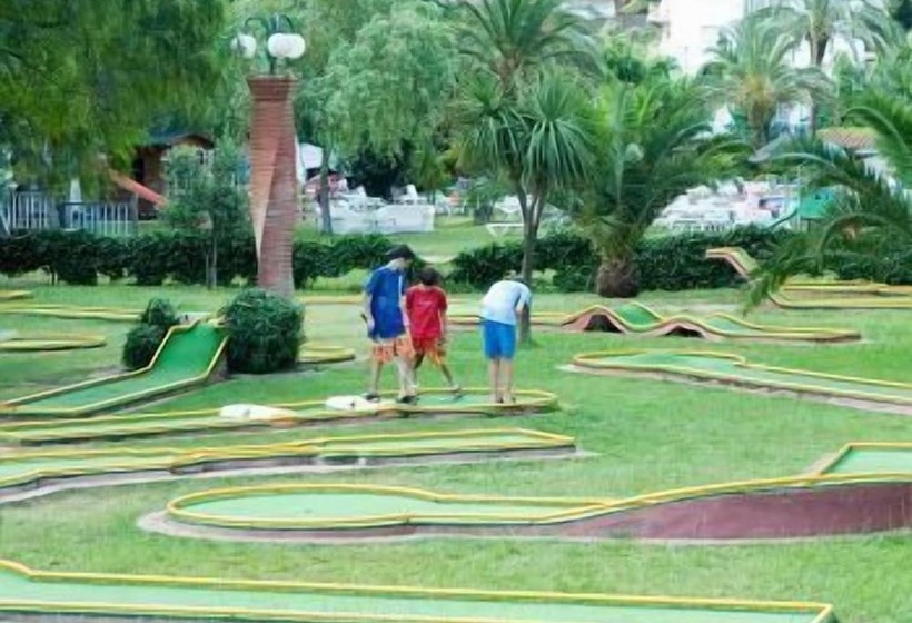 בית מלון כפרי Surf Mar