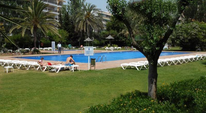 בית מלון כפרי Surf Mar