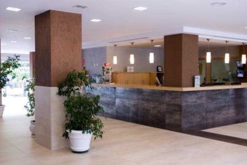 בית מלון כפרי Surf Mar