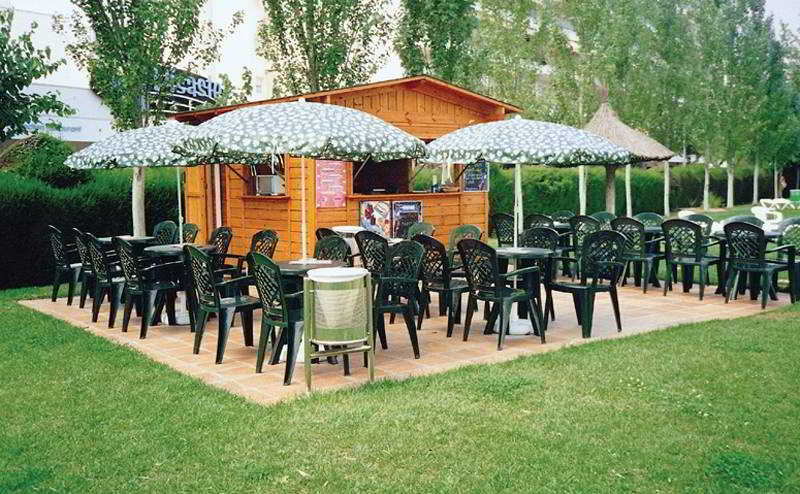 בית מלון כפרי Surf Mar