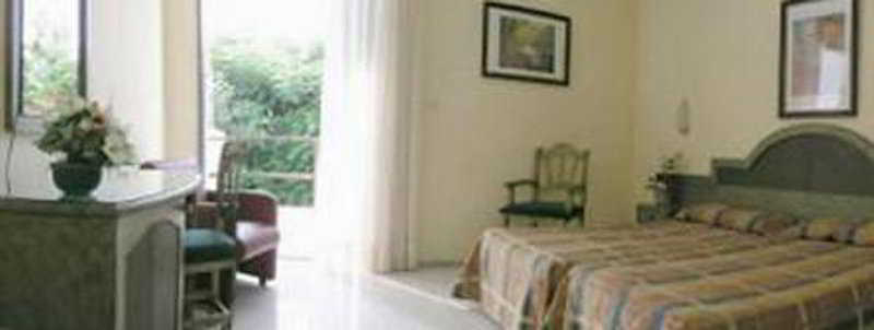 Отель Tenerife Tour