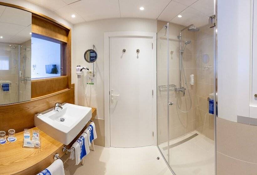 בית מלון כפרי Tigaiga