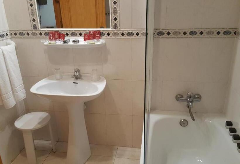 בית מלון כפרי Torre De Los Guzmanes