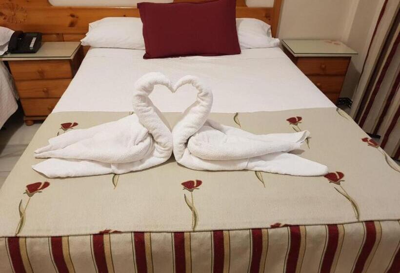 בית מלון כפרי Torre De Los Guzmanes