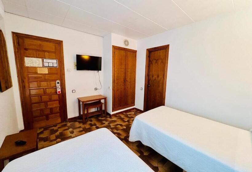 فندق Tortosa Parc