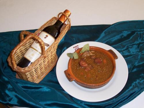 هتل Mlc Benavente