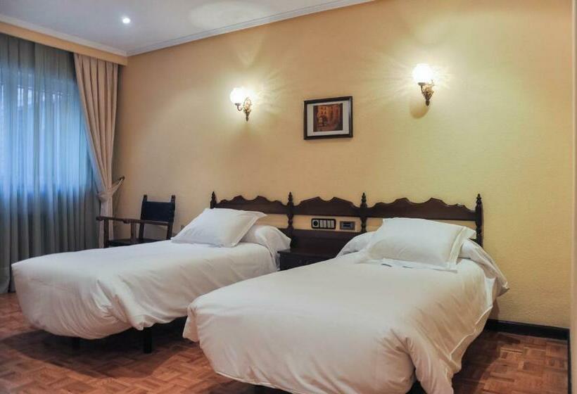 فندق Urban Salamanca