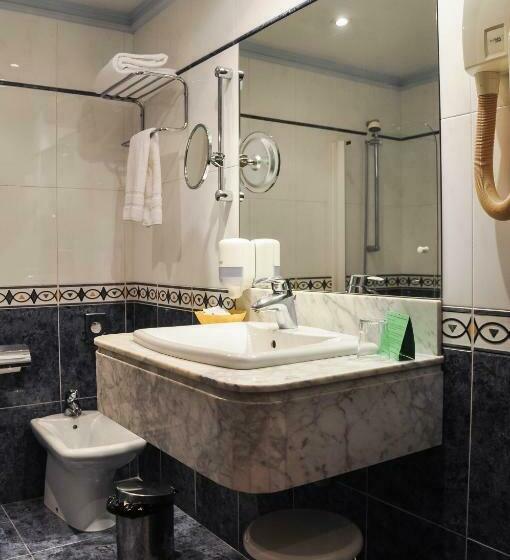 هتل Urban Salamanca