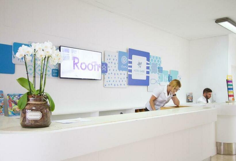 ホテル Villa Garbi