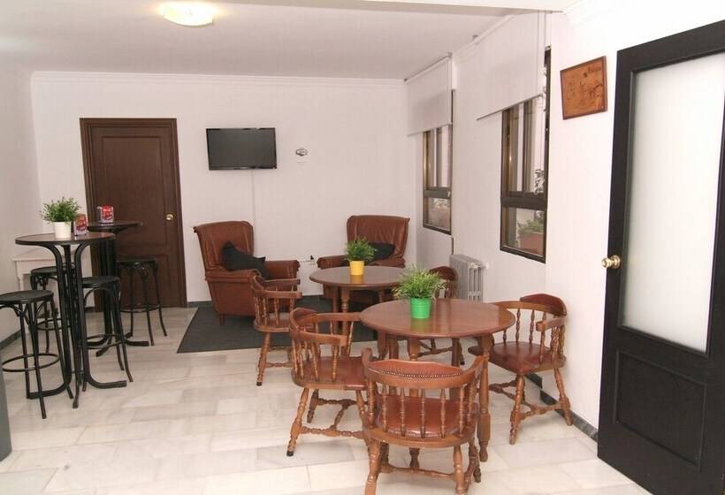 호텔 Virgen De Los Reyes