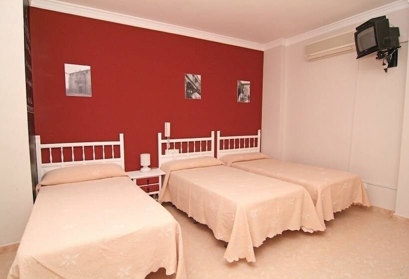 호텔 Virgen De Los Reyes