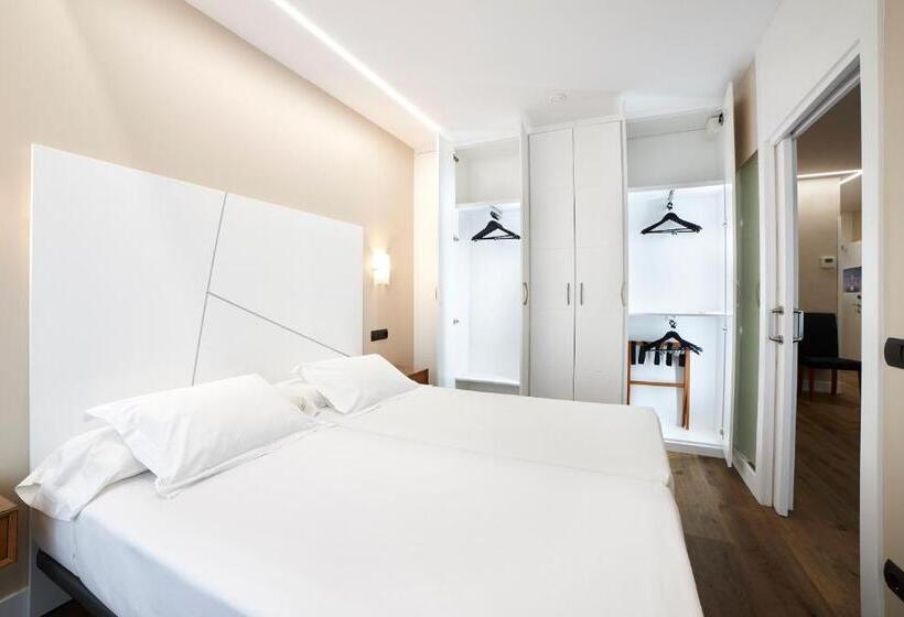 בית מלון כפרי Zenit Dos Infantas