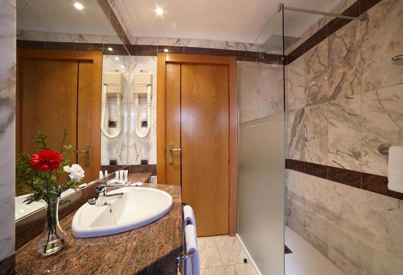 בית מלון כפרי Zenit Dos Infantas