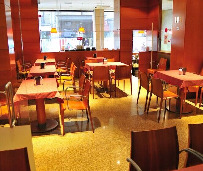 בית מלון כפרי Zenit Dos Infantas