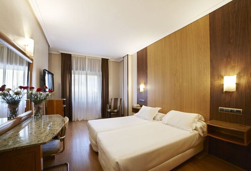 בית מלון כפרי Zenit Dos Infantas