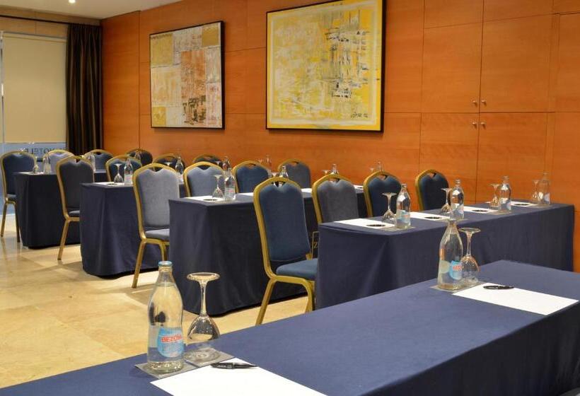 Отель Zenit Malaga