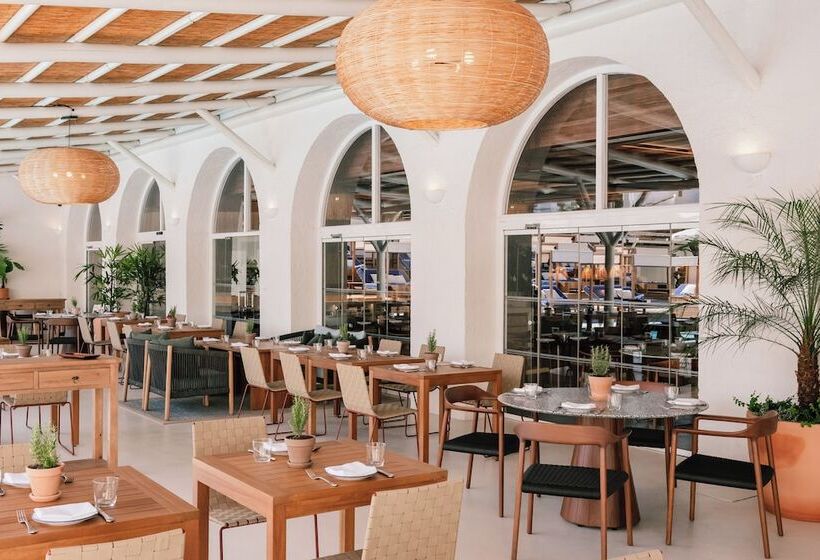 ME Marbella Luxury Lifestyle Hotel