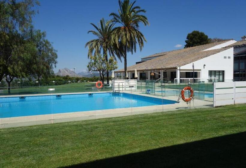 Parador De Antequera